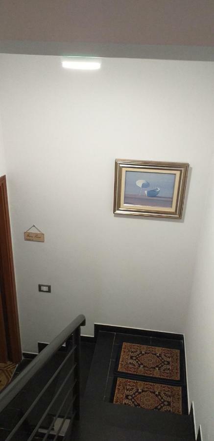 La Casa Del Pittore Anna House 莱里奇 外观 照片